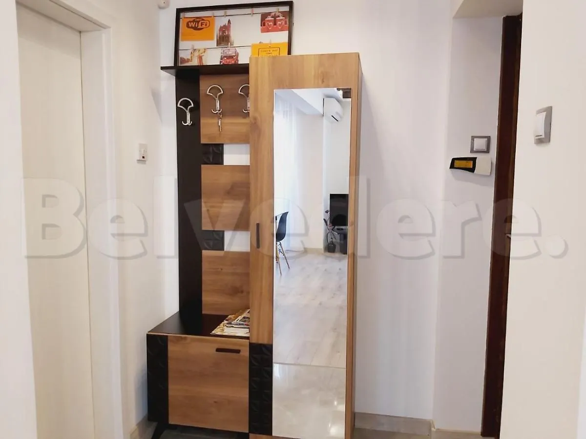 London Apartment ソフィア ブルガリア